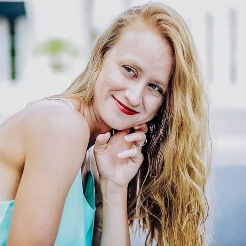 Meet your Posher, Natalie